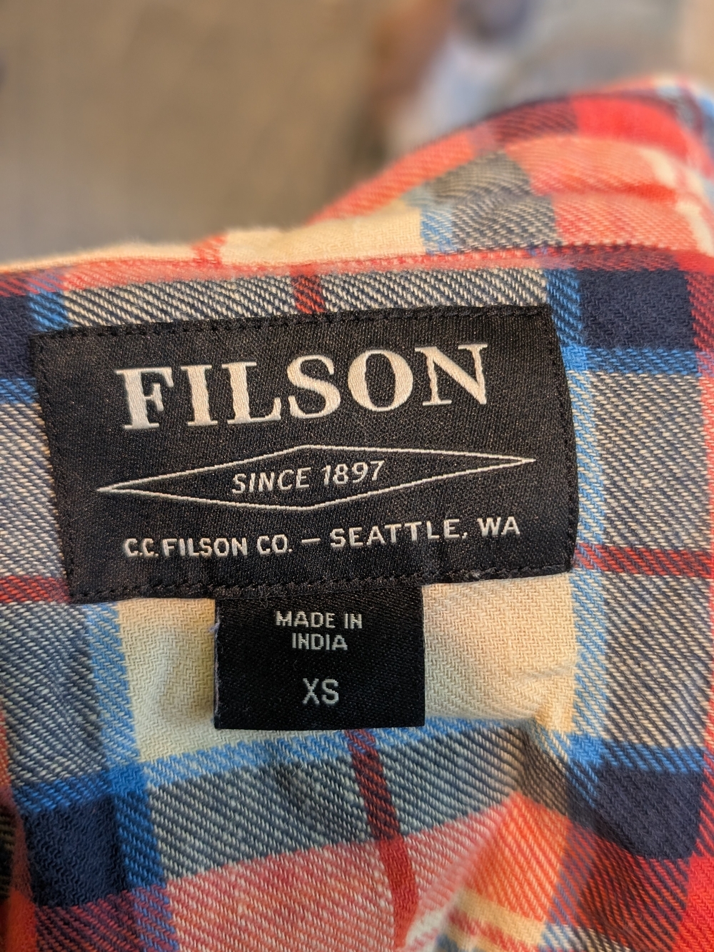 Filson Women's Fit- Blue, Red and Cream Plaid Flannel Shirt XS - Picture 2 of 2